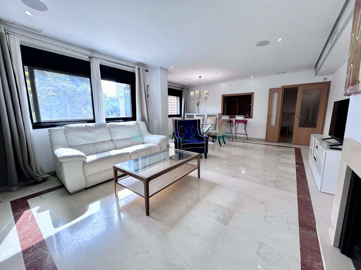 Apartamento en venta en Marbella - Puerto Banus
