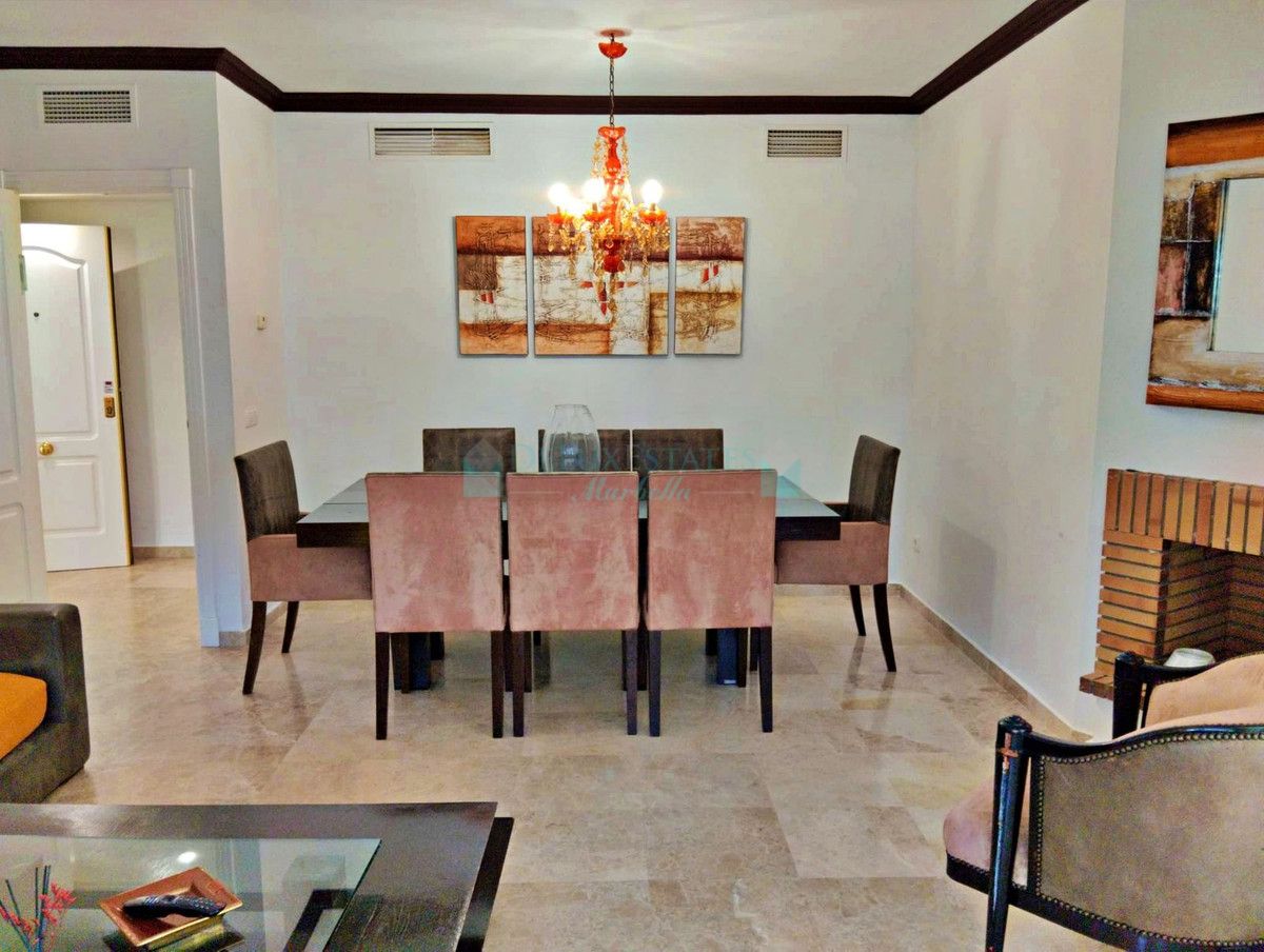 Ground Floor Apartment for sale in Nueva Andalucia