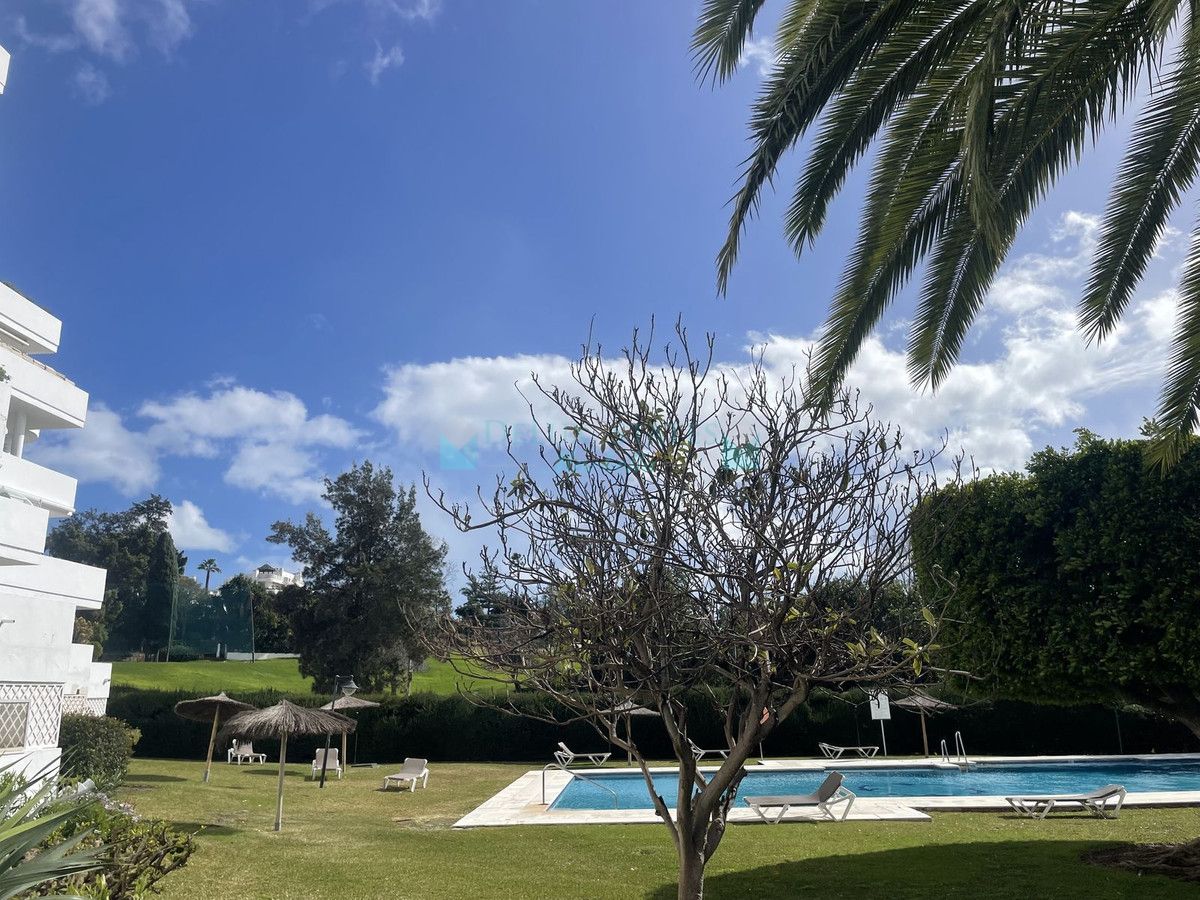 Apartment for sale in Guadalmina Alta, San Pedro de Alcantara