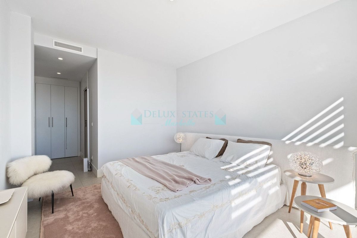 Apartment for sale in La Quinta, Benahavis