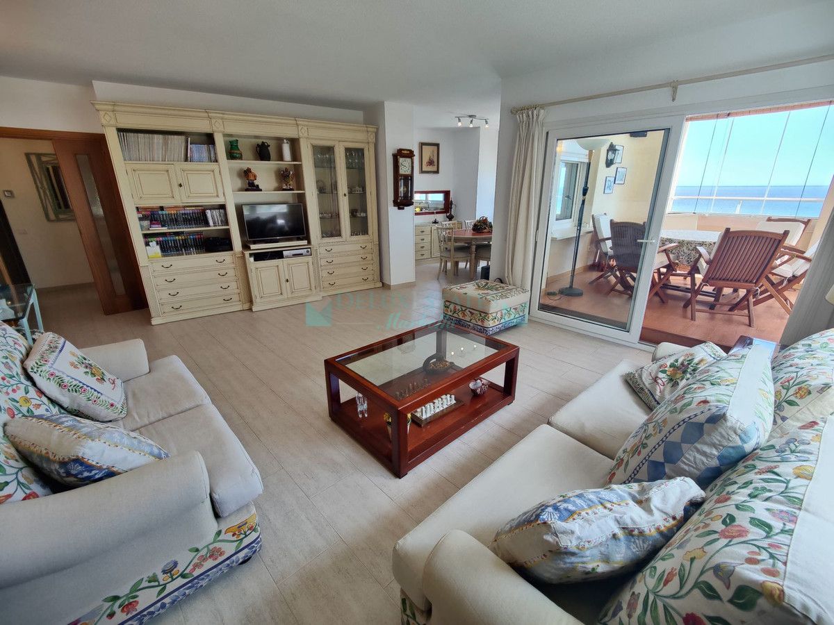 Apartment for sale in Estepona
