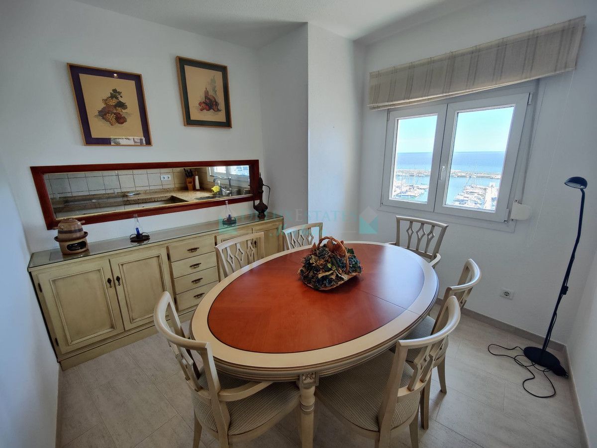 Apartment for sale in Estepona