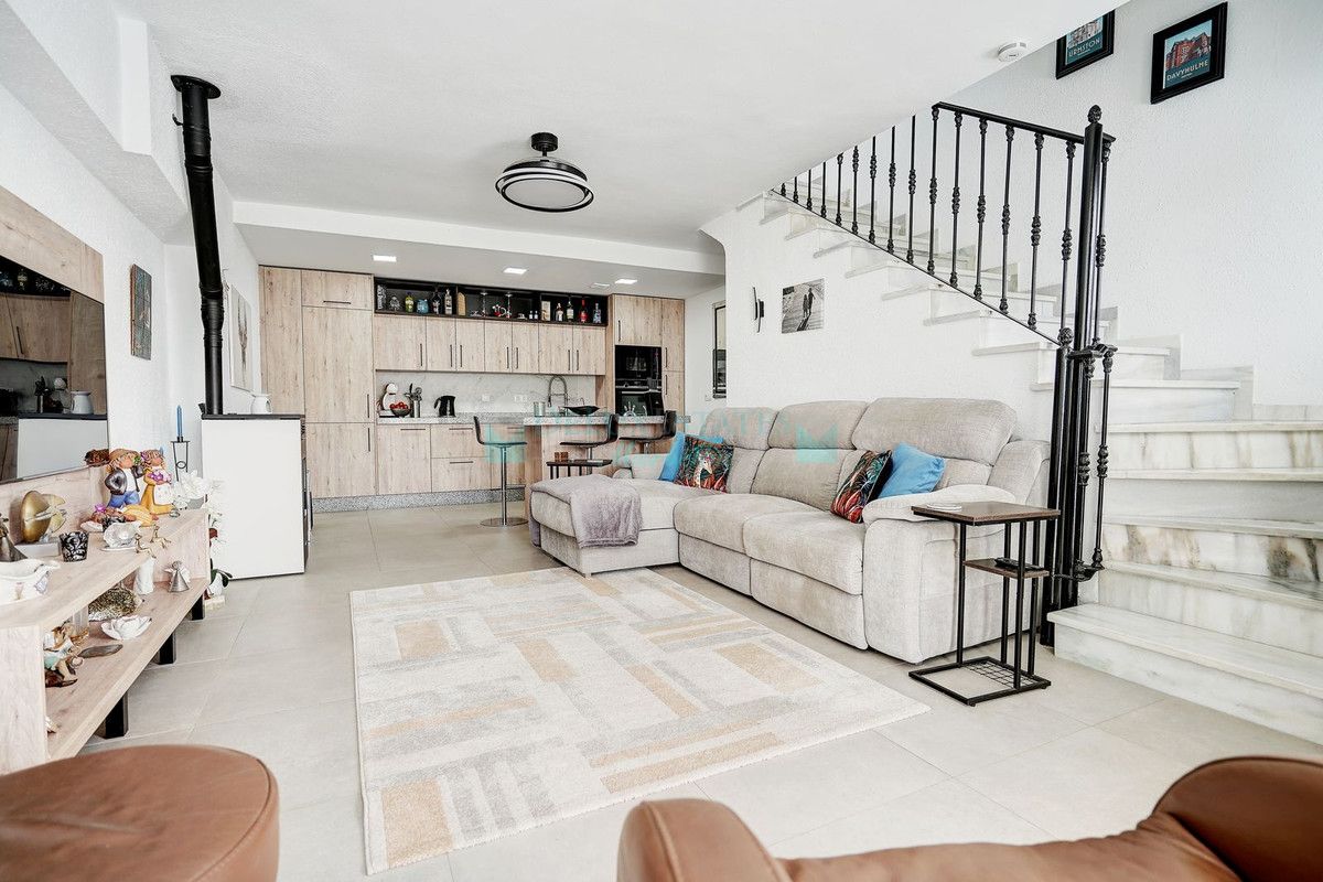 Town House for sale in Las Chapas, Marbella East