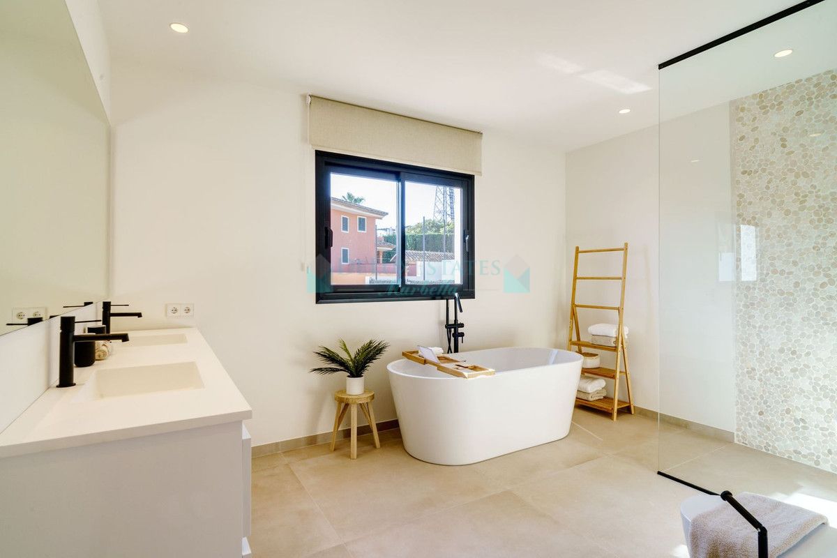 Villa for sale in Marbella