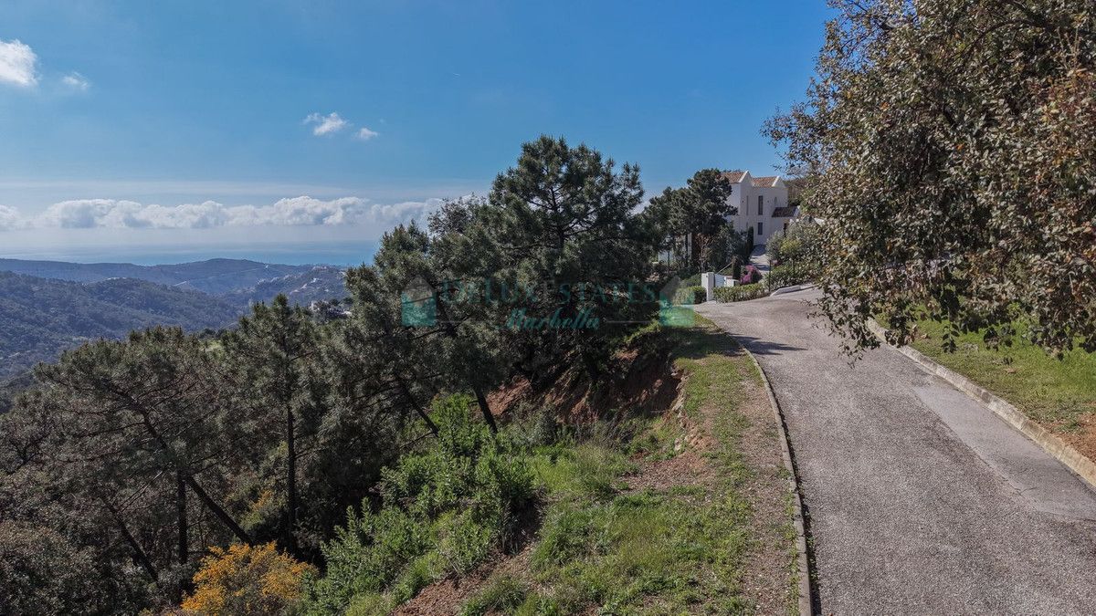 Residential Plot for sale in Benahavis