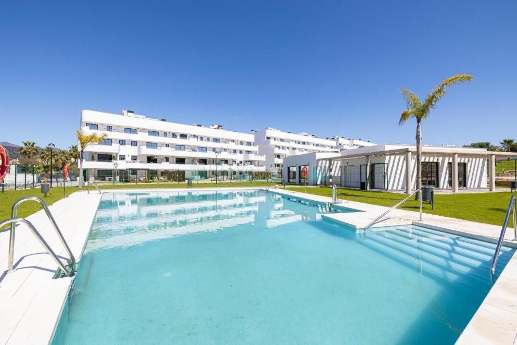 Ground Floor Apartment for sale in Estepona