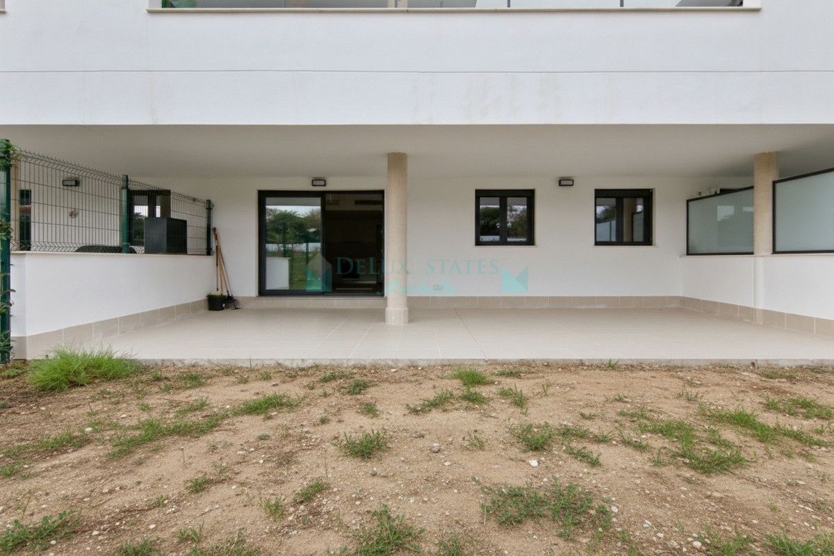 Ground Floor Apartment for sale in Estepona