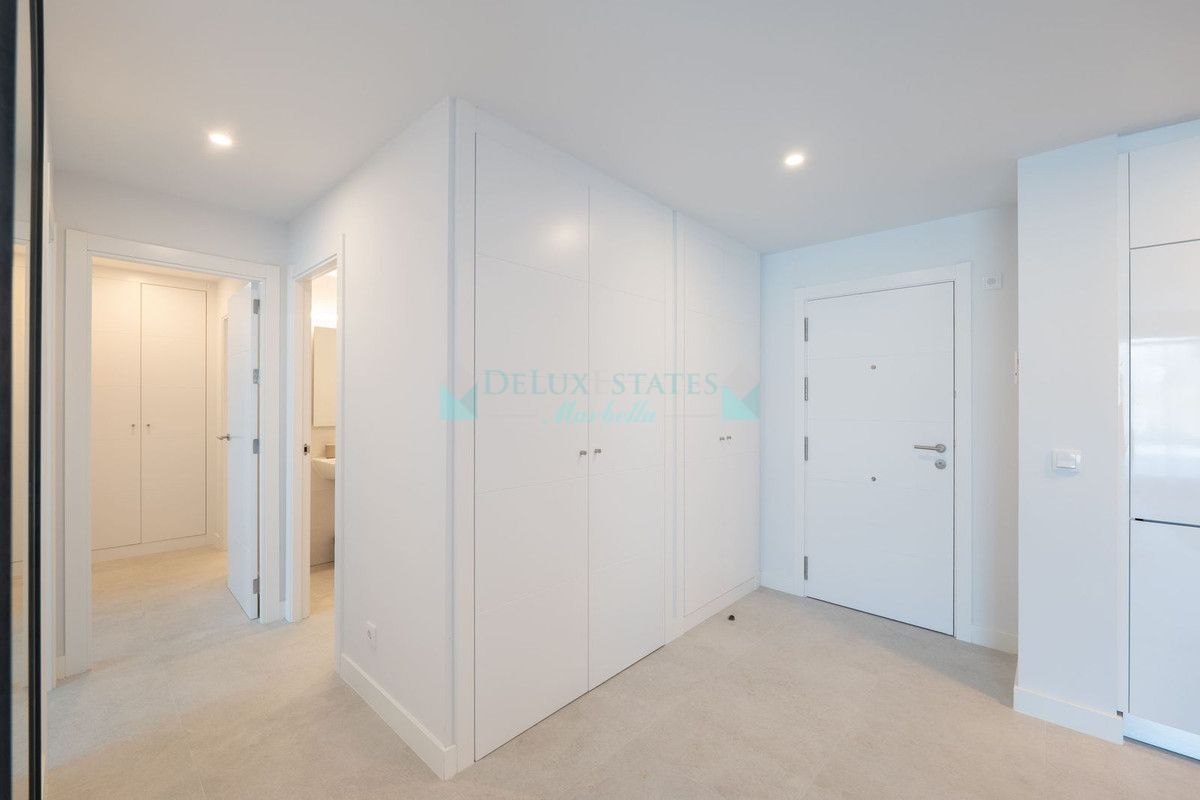 Apartment for sale in Estepona