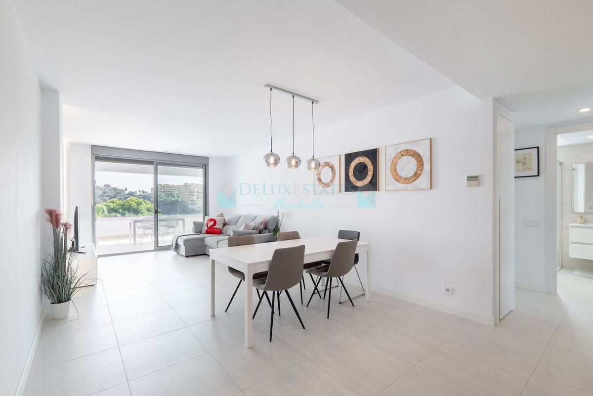 Apartment for sale in Estepona