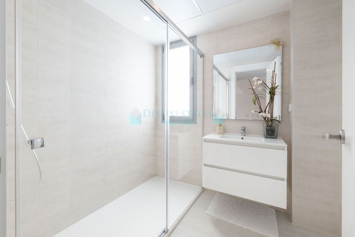 Apartment for sale in Estepona