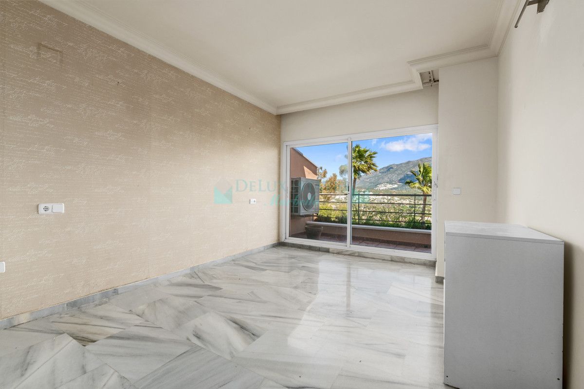 Apartment for rent in Nueva Andalucia