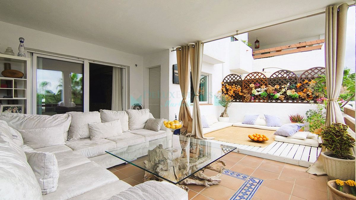 Ground Floor Apartment for sale in Selwo, Estepona