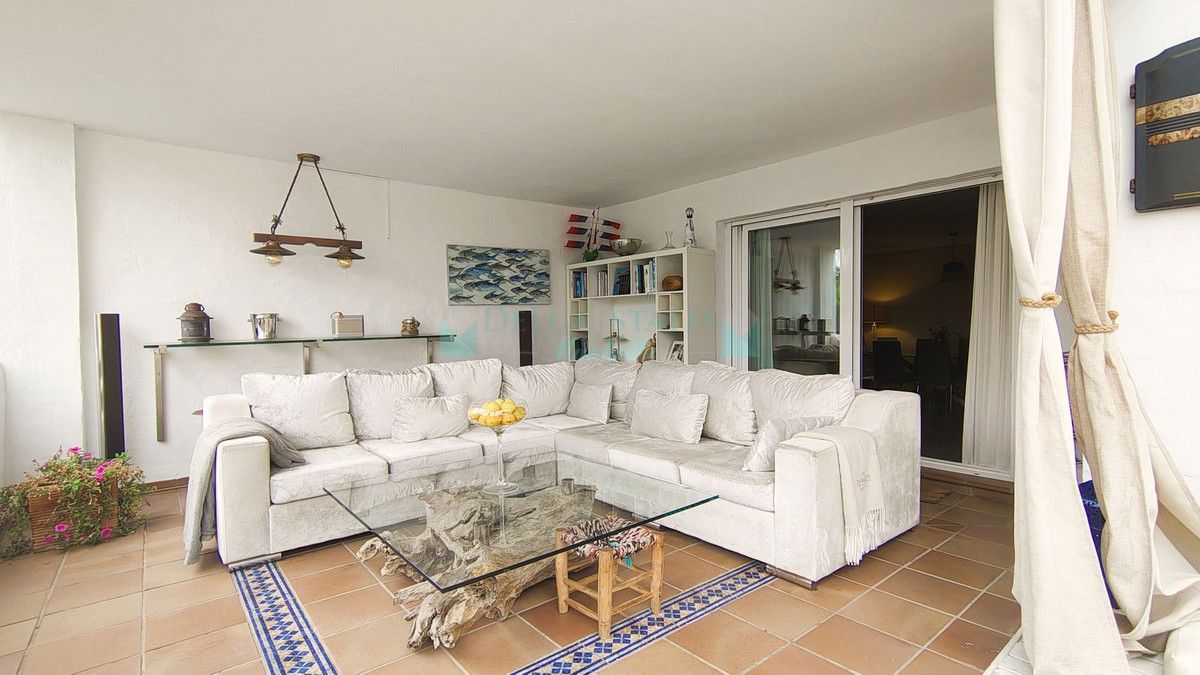 Ground Floor Apartment for sale in Selwo, Estepona