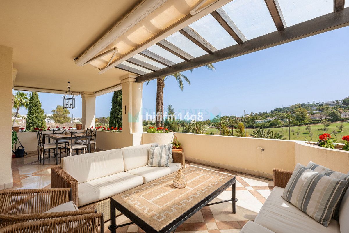 Apartment for sale in Nueva Andalucia
