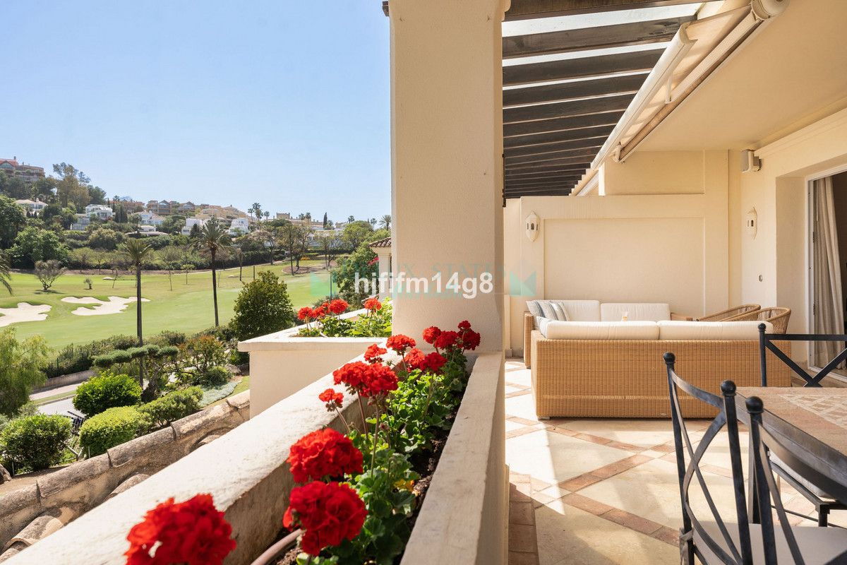 Apartment for sale in Nueva Andalucia