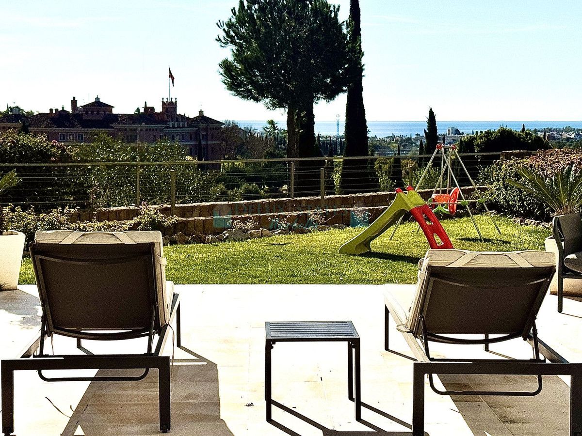 Ground Floor Apartment for sale in Los Flamingos, Benahavis