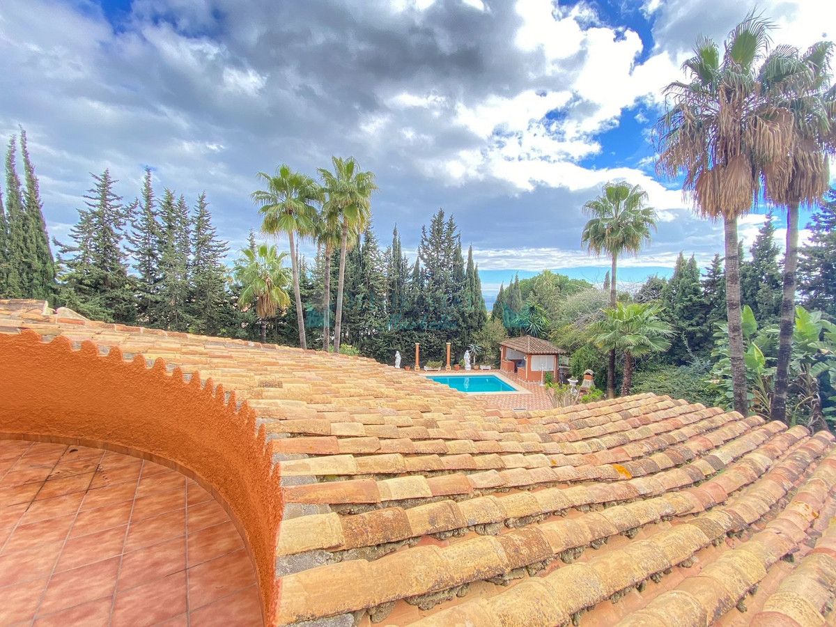 Villa for sale in Nagüeles, Marbella Golden Mile