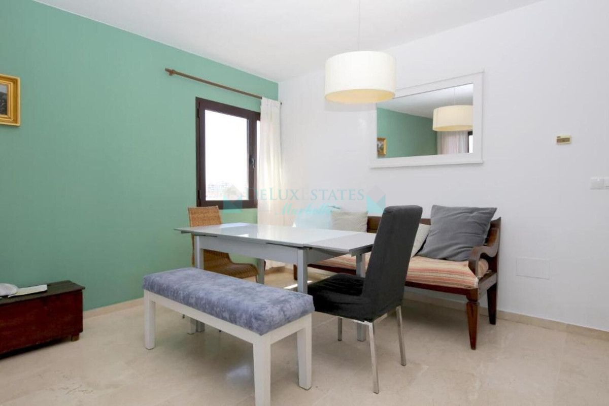 Apartamento en venta en Estepona