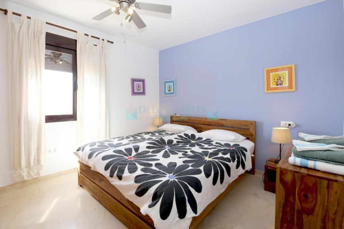 Apartamento en venta en Estepona