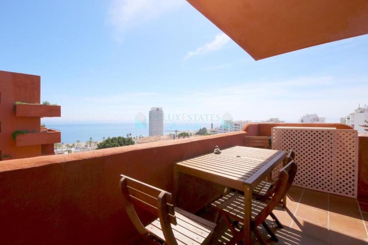 Apartamento en venta en Estepona