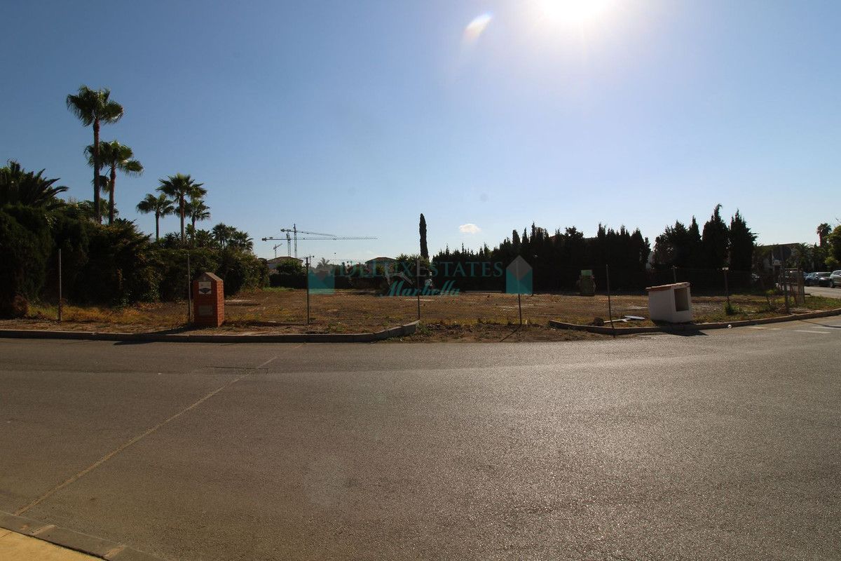 Residential Plot for sale in Marbella Golden Mile