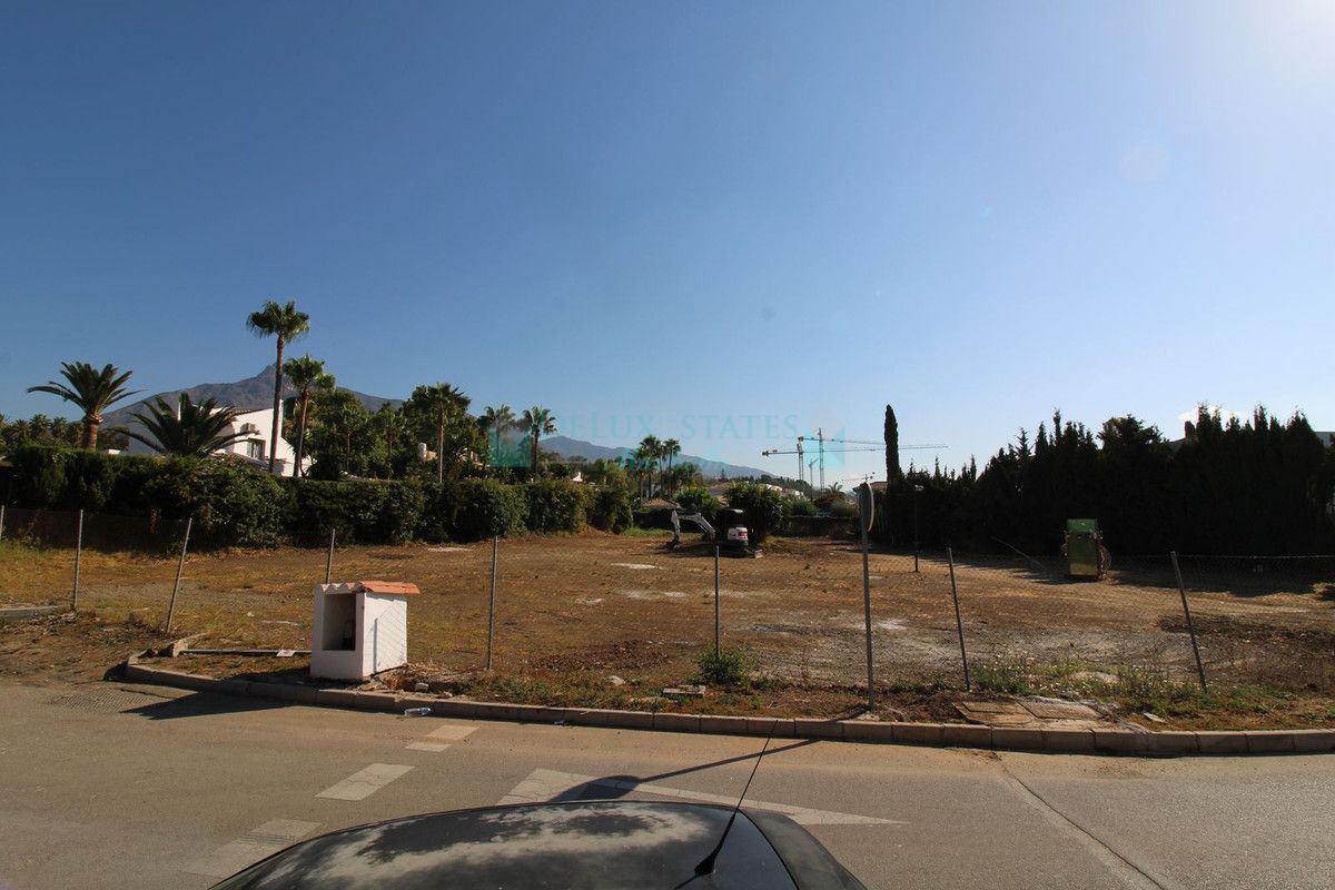 Residential Plot for sale in Marbella Golden Mile