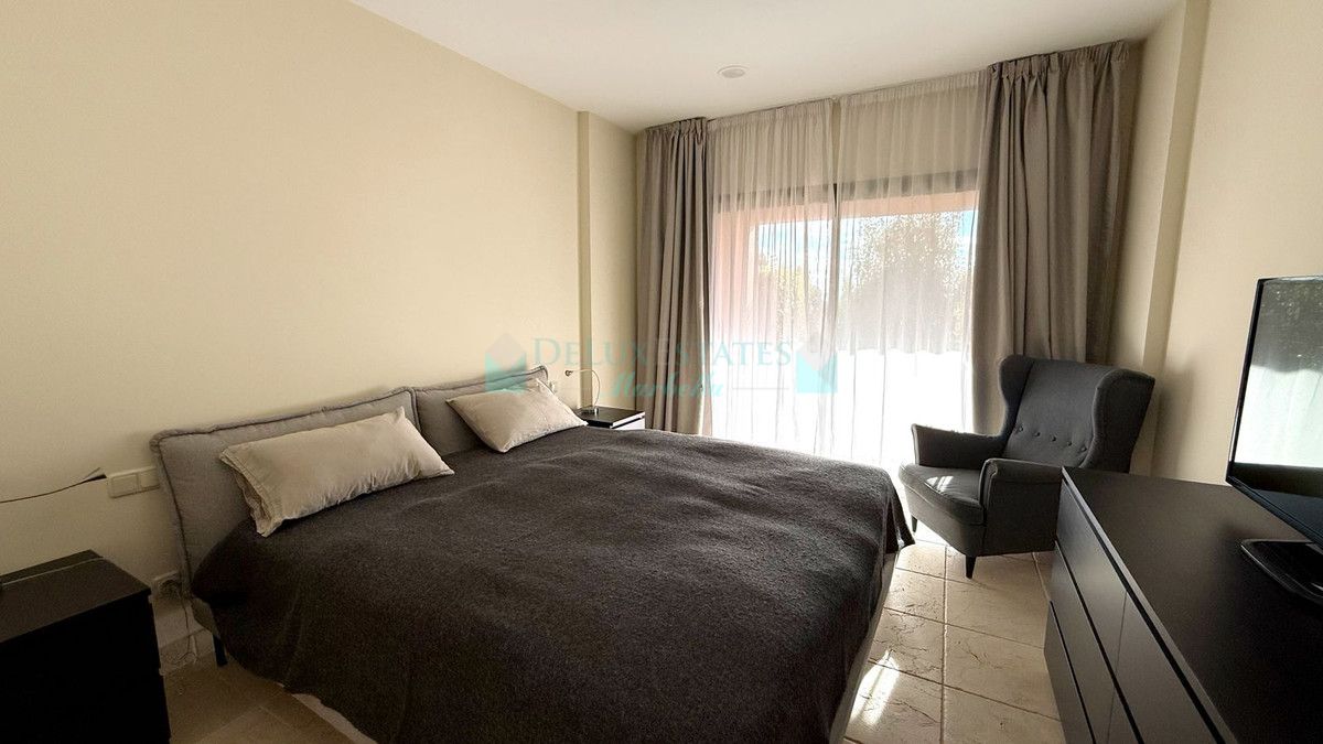 Ground Floor Apartment for rent in Atalaya, Estepona