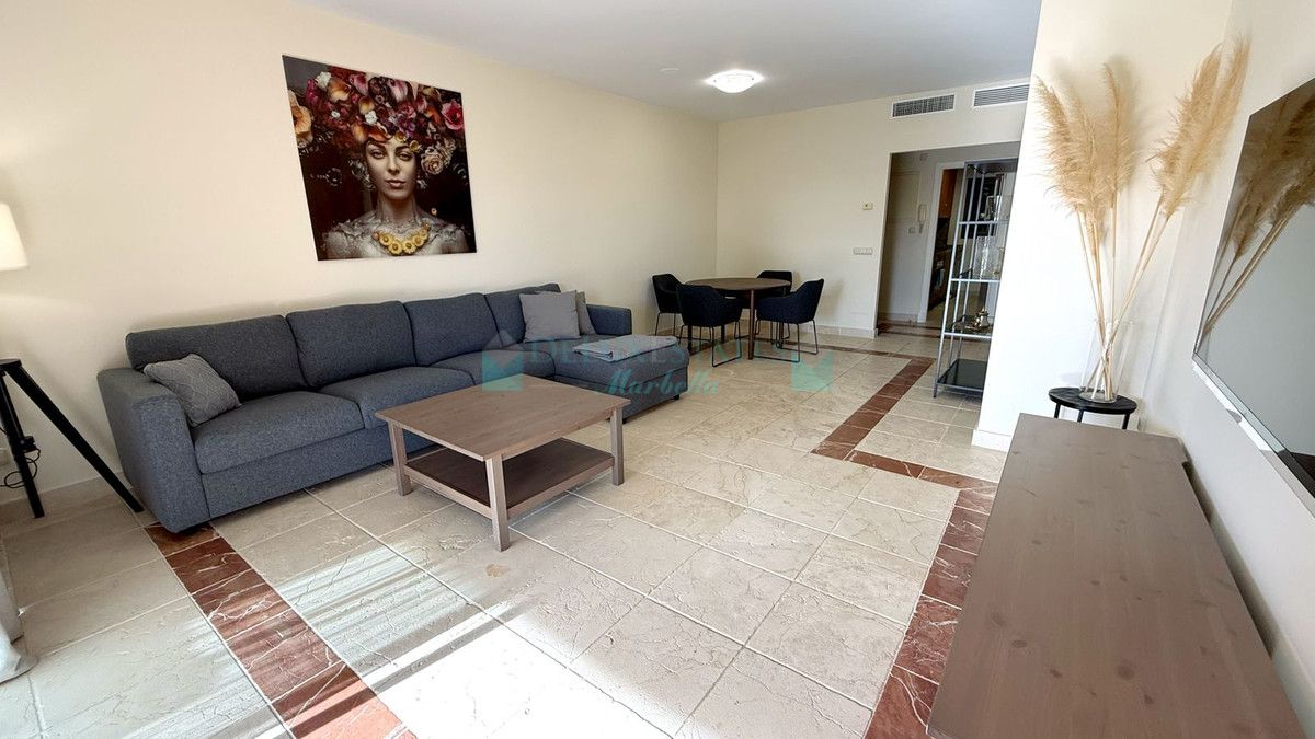 Ground Floor Apartment for rent in Atalaya, Estepona