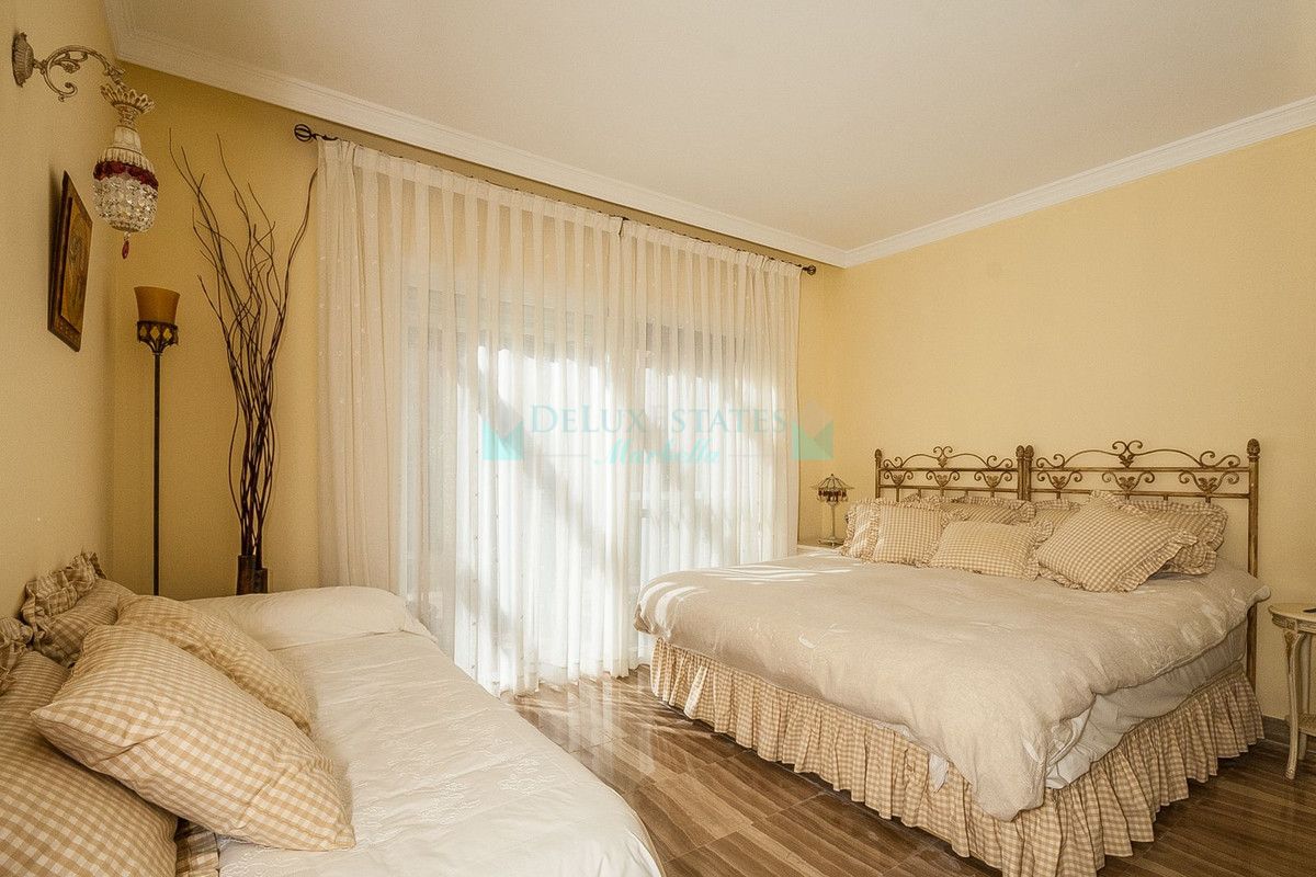Apartamento Planta Baja en venta en Elviria, Marbella Este