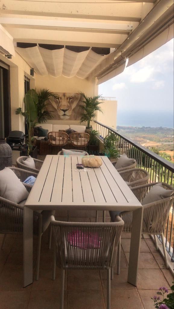 Apartment for sale in Los Monteros, Marbella East