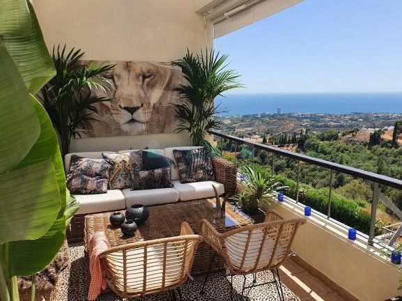 Apartment for sale in Los Monteros, Marbella East