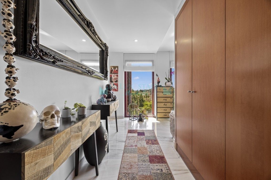 Villa en venta en Los Flamingos, Benahavis