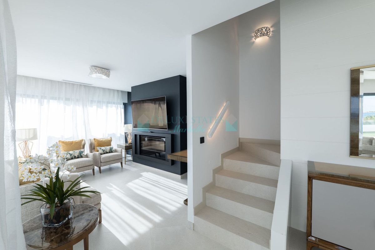 Town House for sale in Estepona