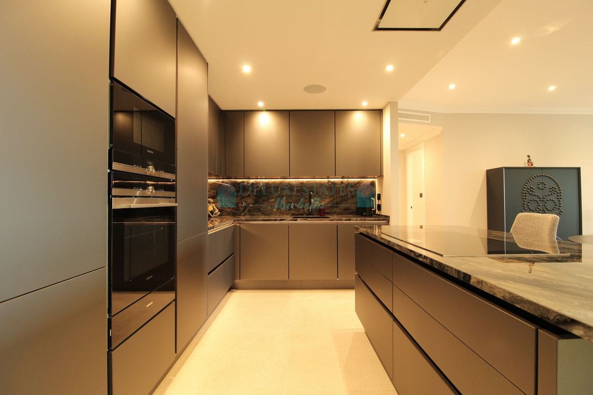 Ground Floor Apartment for sale in Sierra Blanca, Marbella Golden Mile