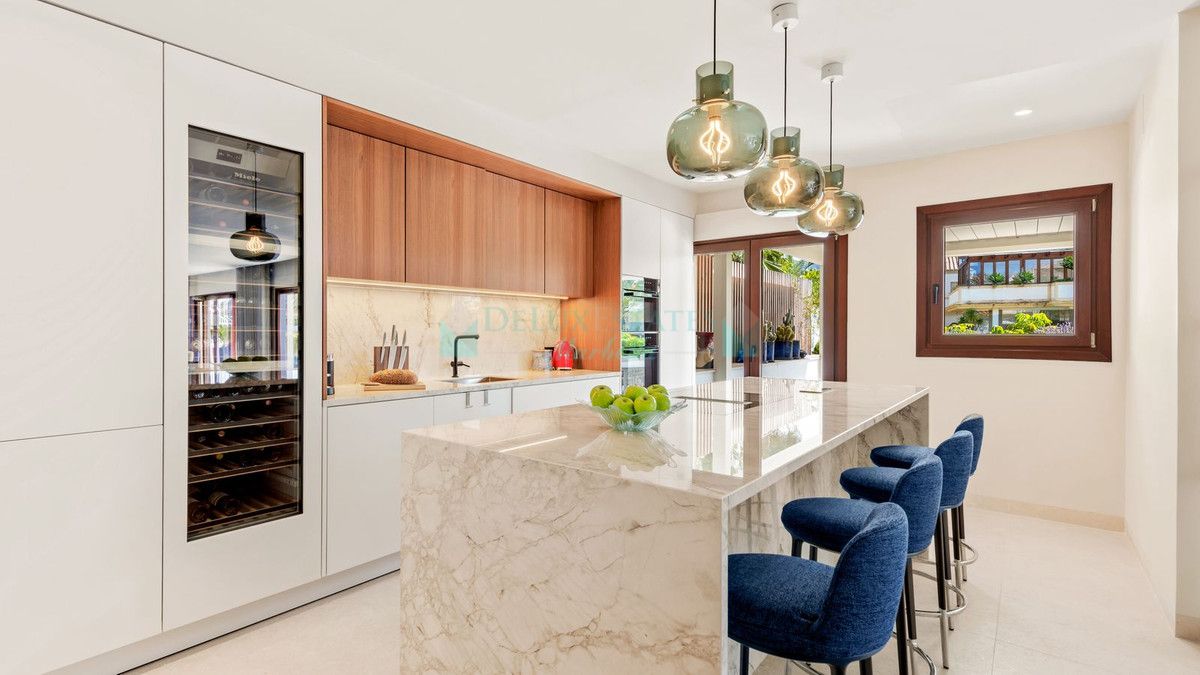 Penthouse for sale in Marbella Golden Mile