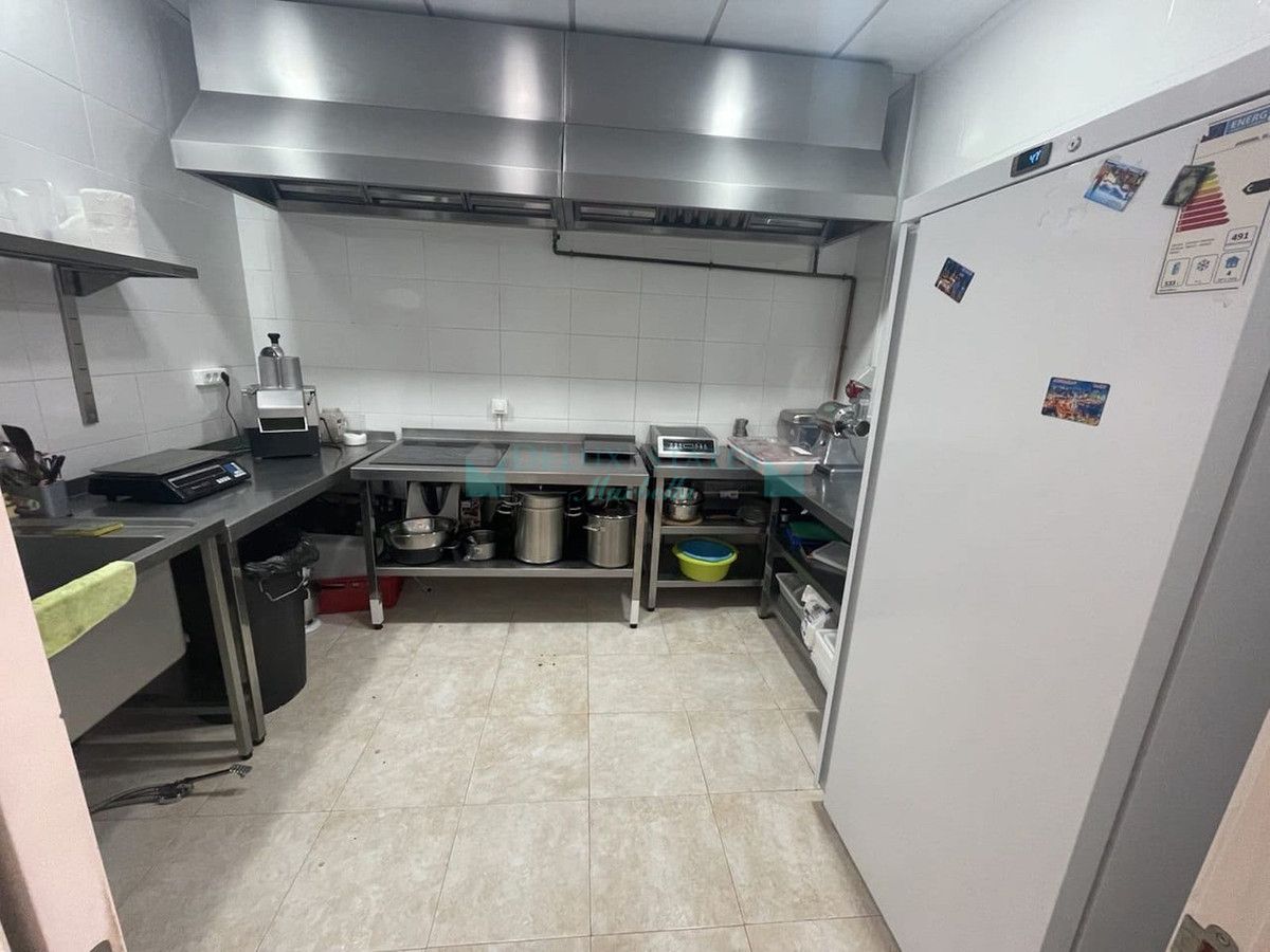 Shopping Centre for sale in Estepona