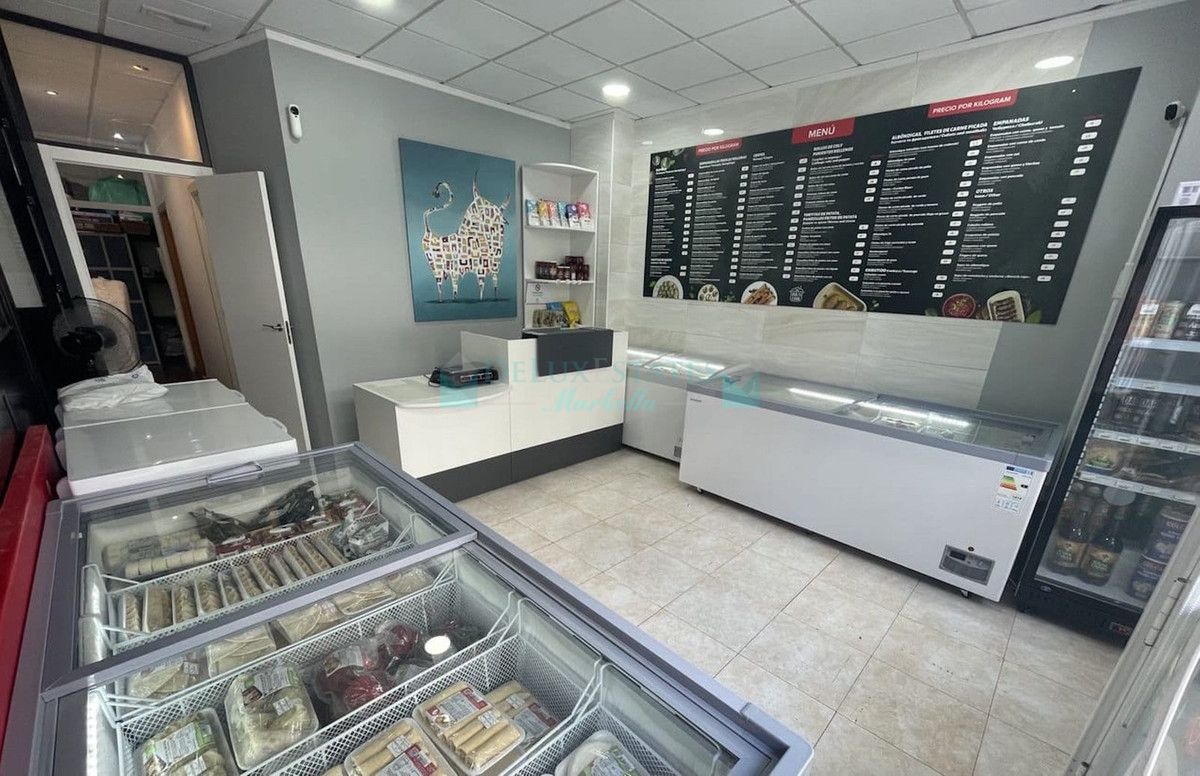 Shopping Centre for sale in Estepona