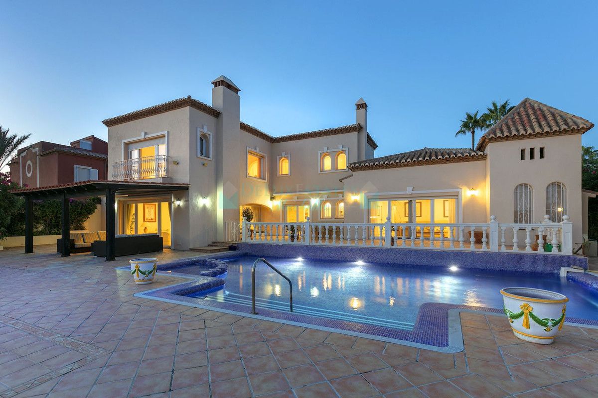 Villa en venta en Marbesa, Marbella Este