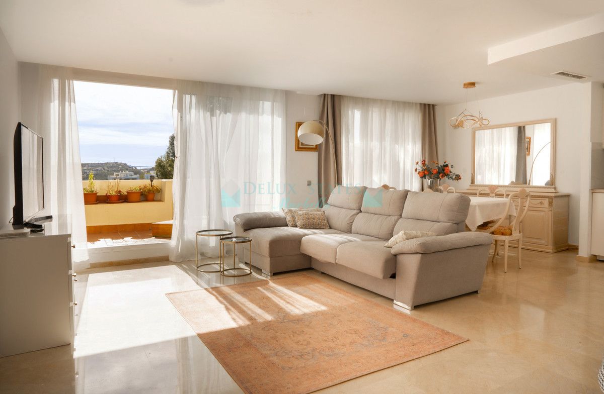Ground Floor Apartment for sale in Benahavis