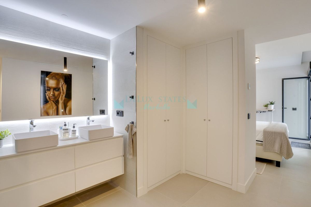 Apartamento en venta en Estepona