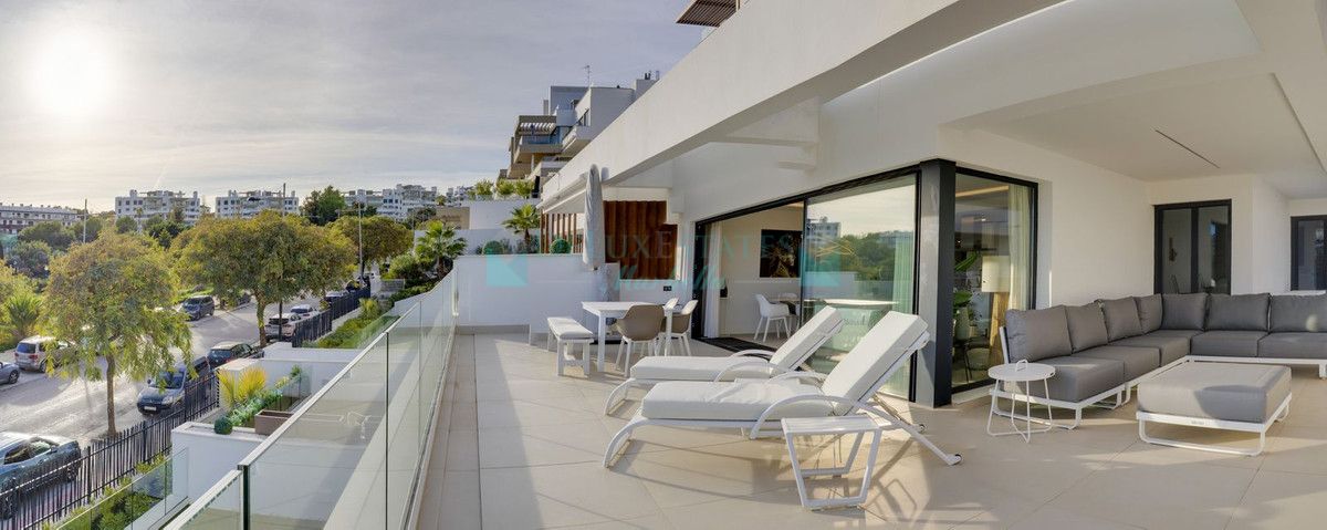 Apartamento en venta en Estepona