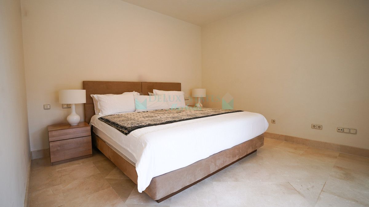 Penthouse for sale in Marbella - Puerto Banus