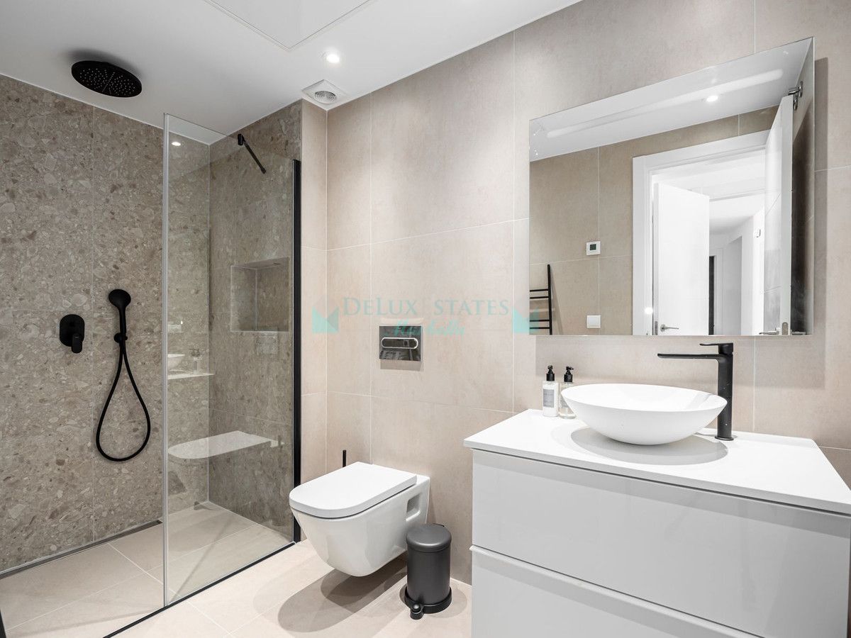 Apartment for sale in Nueva Andalucia