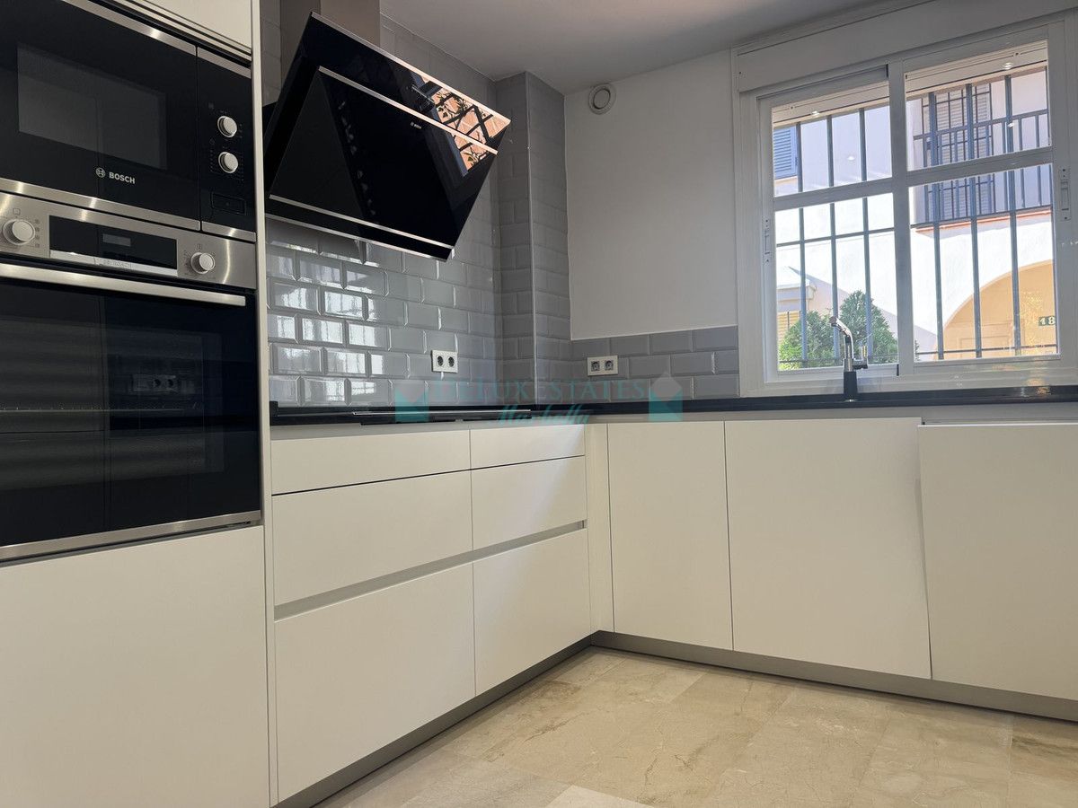 Town House for sale in Marbella