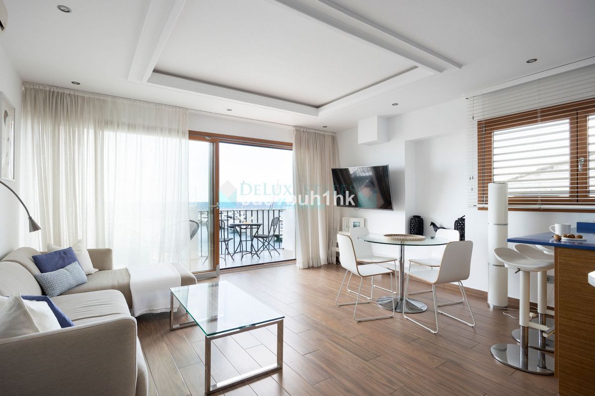 Penthouse for sale in Marbella - Puerto Banus