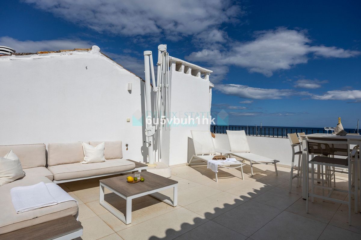 Penthouse for sale in Marbella - Puerto Banus