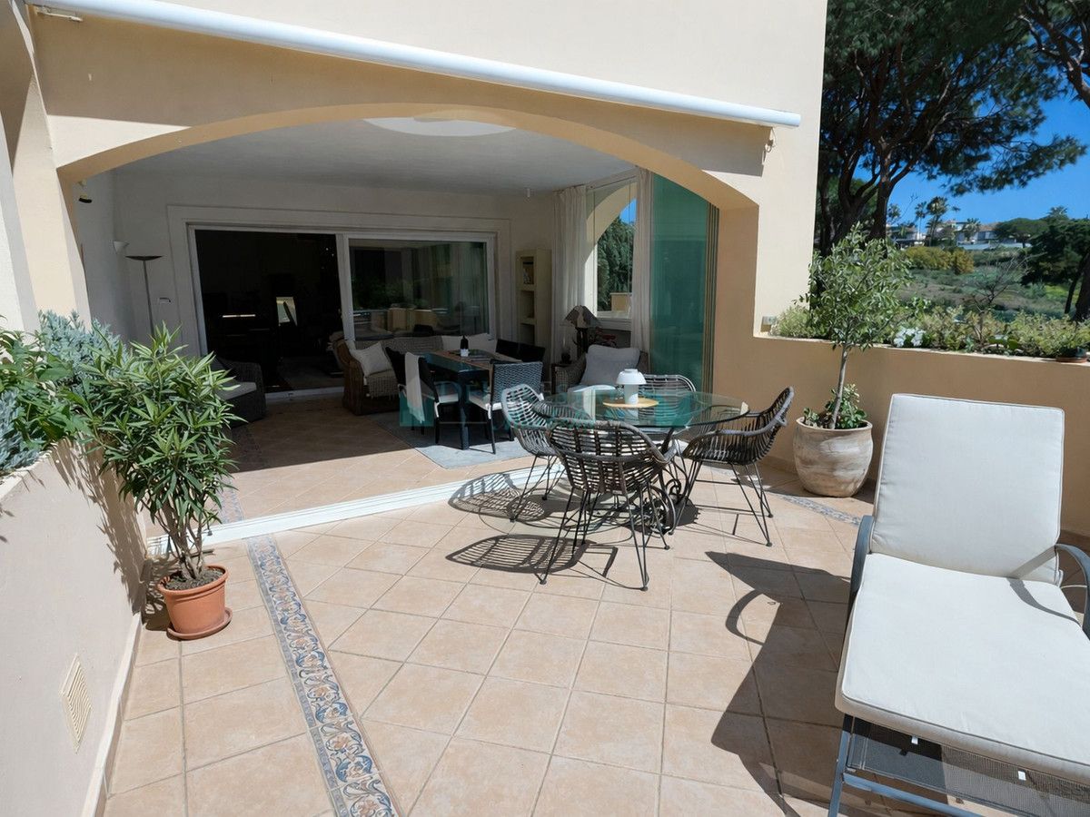 Ground Floor Apartment for sale in Elviria, Marbella East