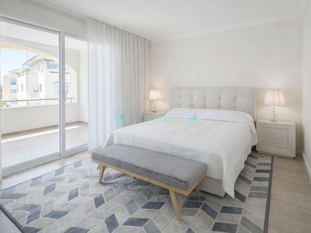 Ground Floor Apartment for sale in Elviria, Marbella East