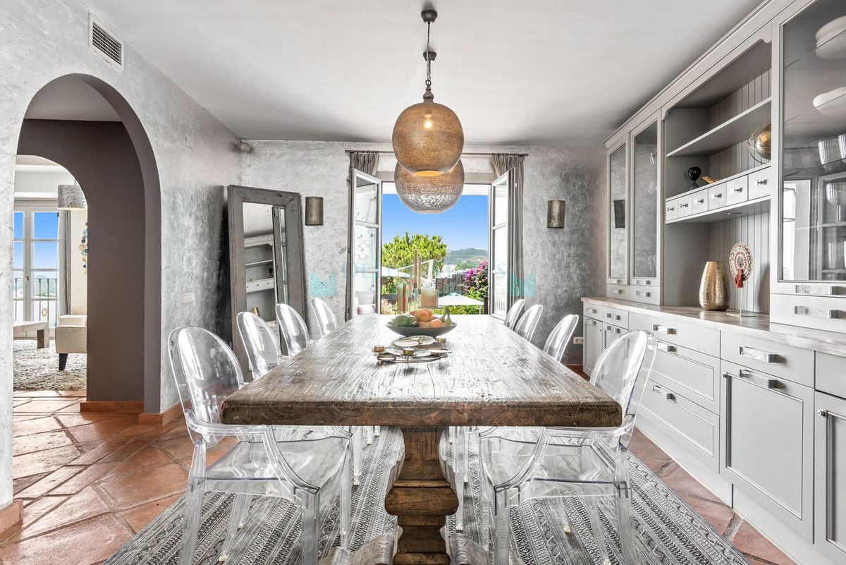 Town House for sale in La Heredia, Benahavis