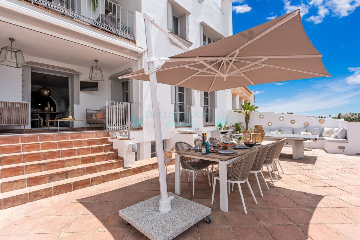 Town House for sale in La Heredia, Benahavis